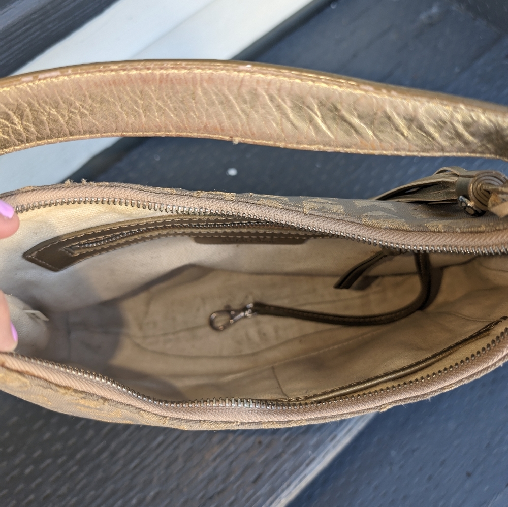 Michael Kors Vintage Purse - Picture 13 of 15